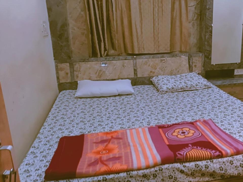 Apartment Yah Band Ho Gai Varanasi